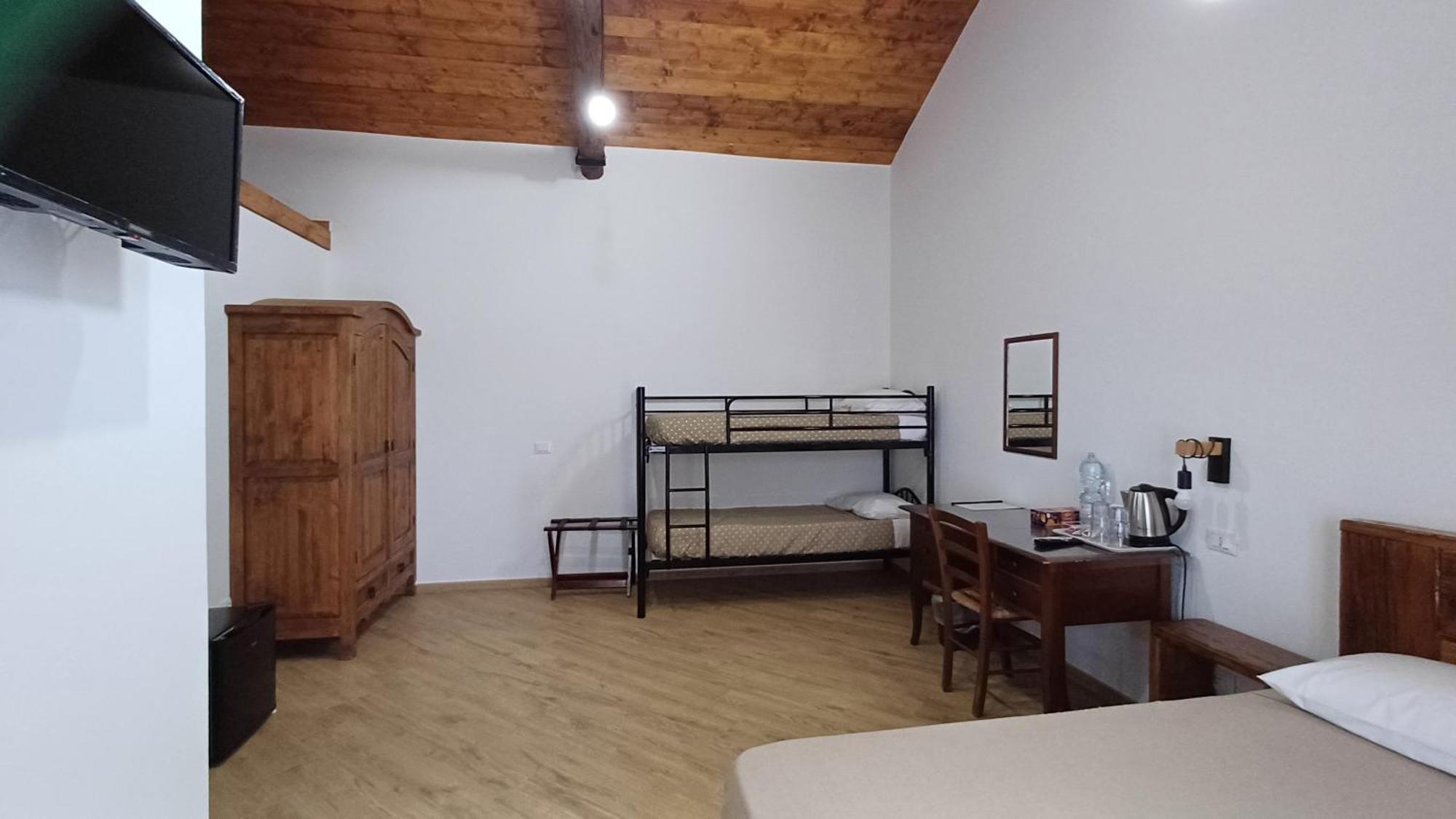 Agro 1798 Country Guest House Terracina Bagian luar foto